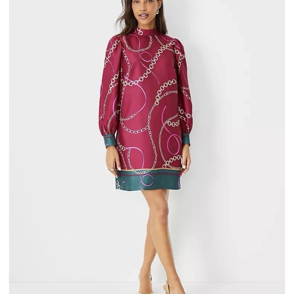 Ann Taylor Chain Print Mock Neck Shift Dress Sz Small MSRP $149 Burgundy Teal